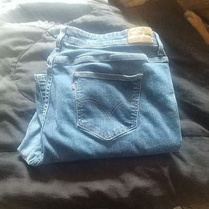 Levi bootcut jeans